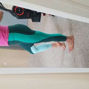 EUC Athleta Elation Asym 7/8 Powervita Tight